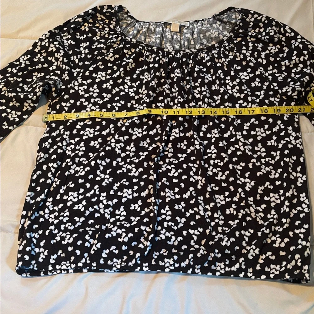 Michael Kors Black and White Heart Blouse Sz L - Picture 3 of 6